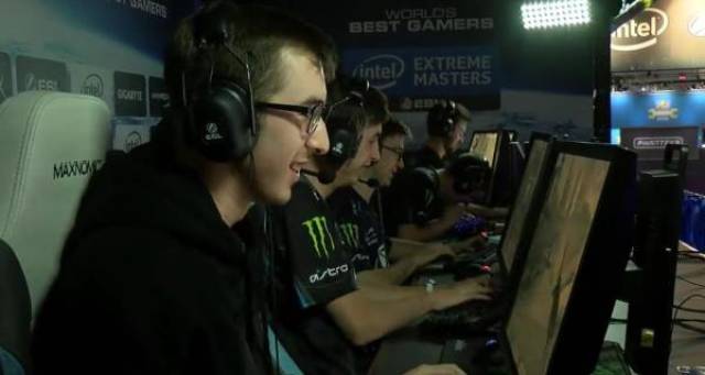 布到深假眼 布到深假眼